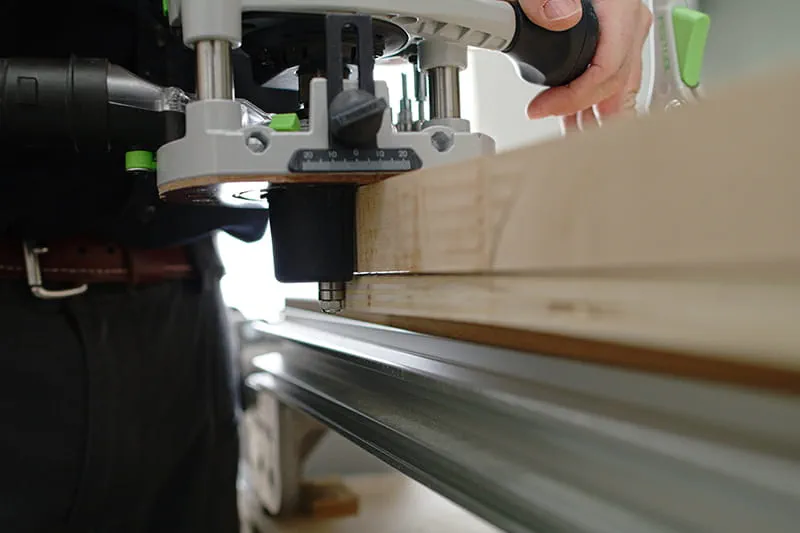 Closeup of router chip catcher