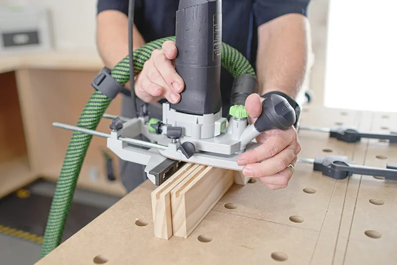 Brent using an edge router