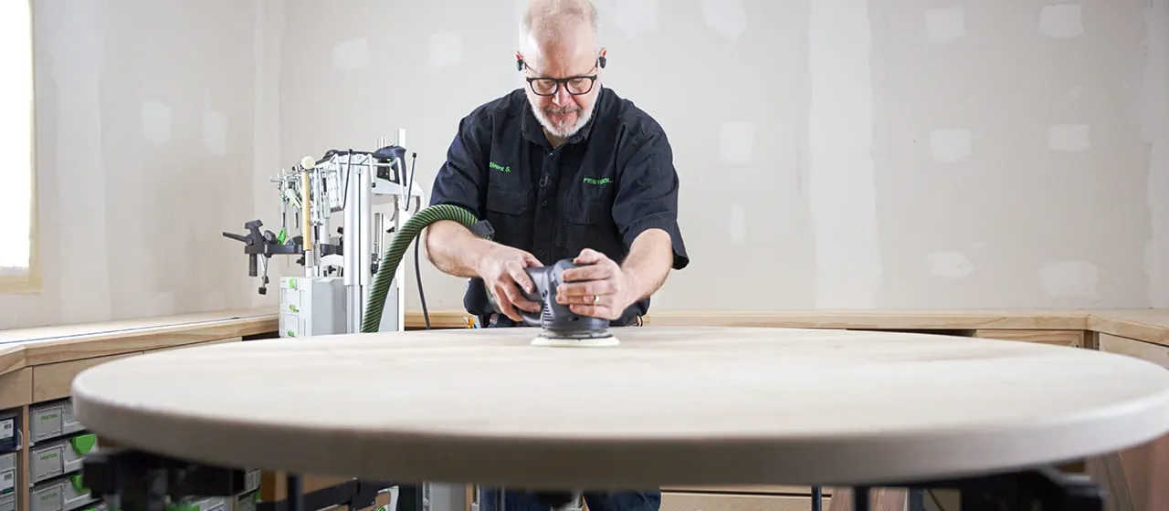 Brent sanding table top finish