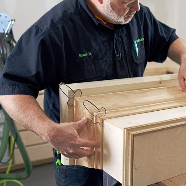 Measuring out molding
